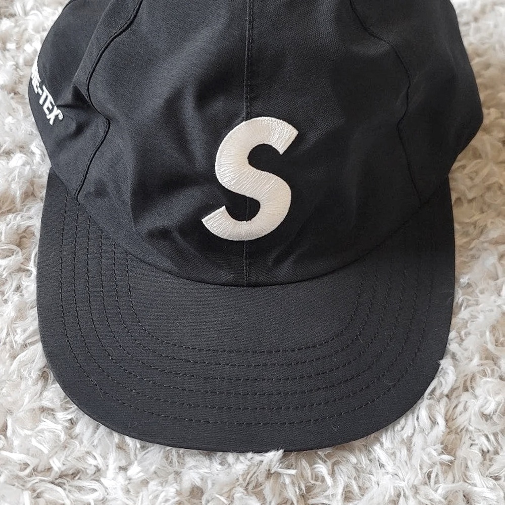 🔴SOLD🔴 Supreme Gore Tex S Logo Hat